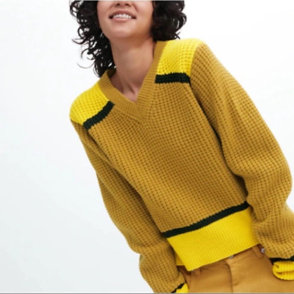Marni x Uniqlo sweater
